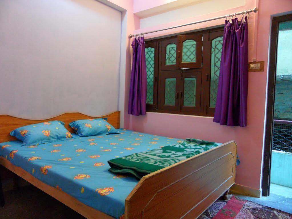 Marigold Guest House Варанасі Екстер'єр фото